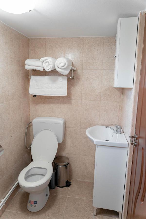 La Fanar Guesthouse Curtea de Argeş Dış mekan fotoğraf